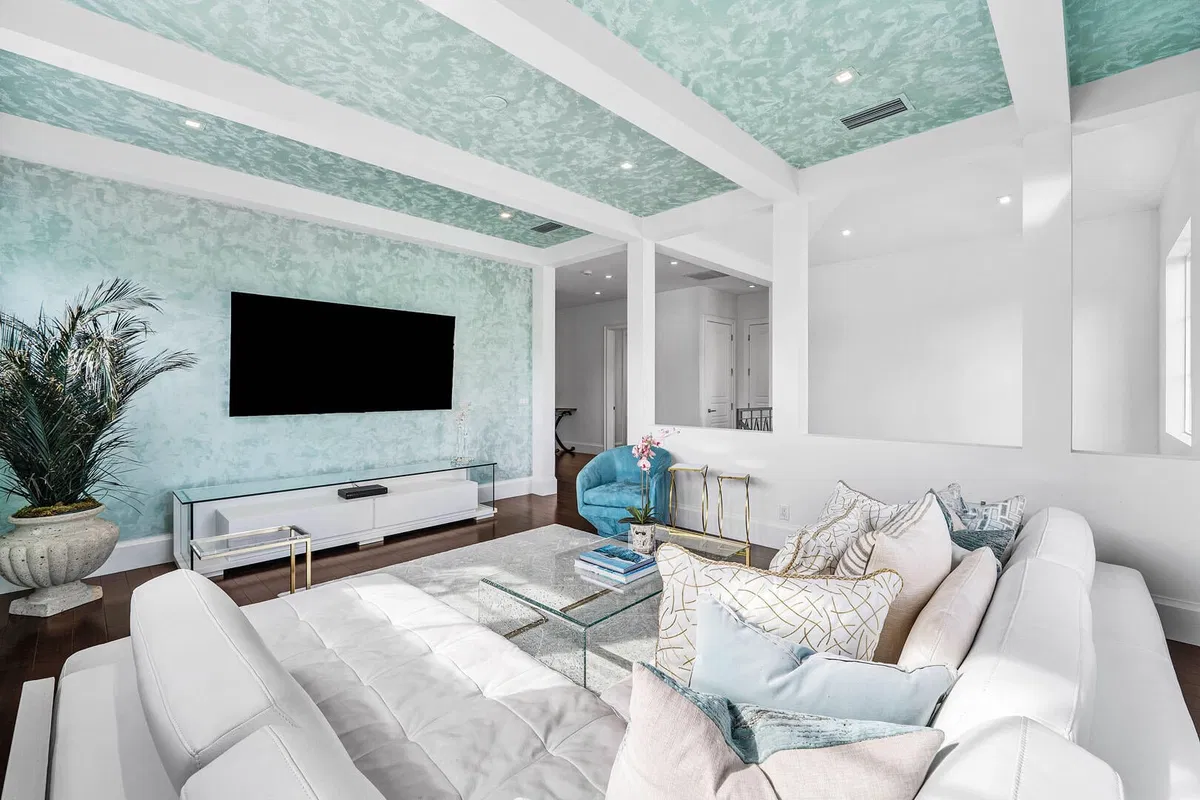 Royal Palm Yacht and Country Club Residence photo 49