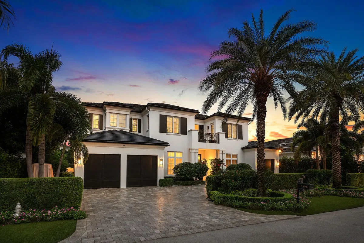 Royal Palm Yacht and Country Club Residence photo 79