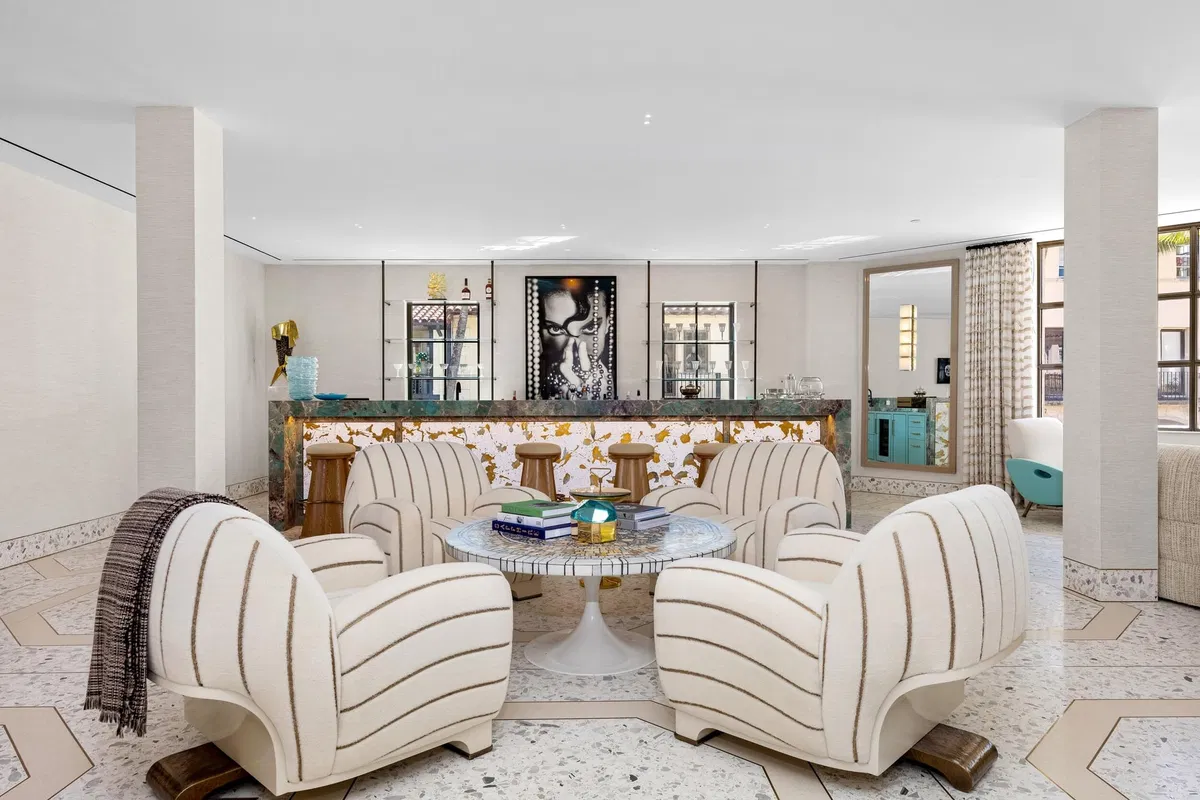 In-Town Palm Beach Residence photo 7