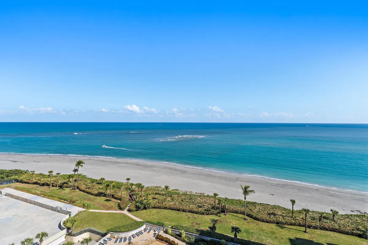 Ocean Trail Jupiter Residence