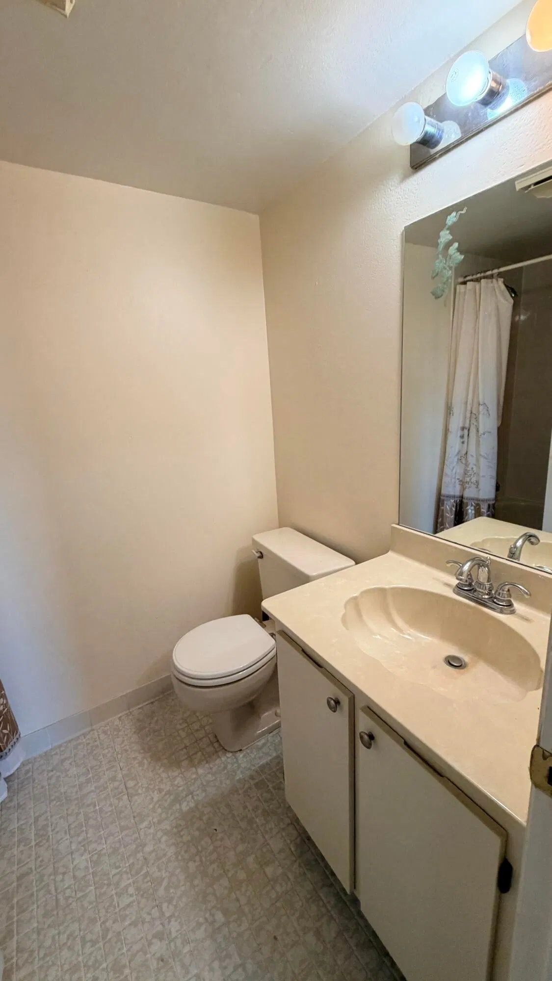 Unit 927 photo 7