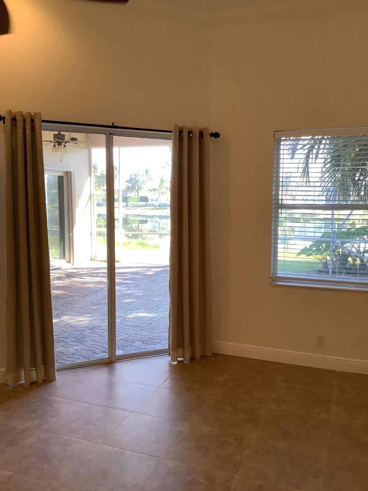 Residence photo 19