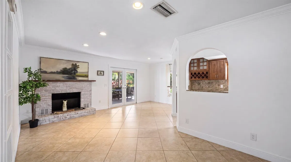 Residence photo 4