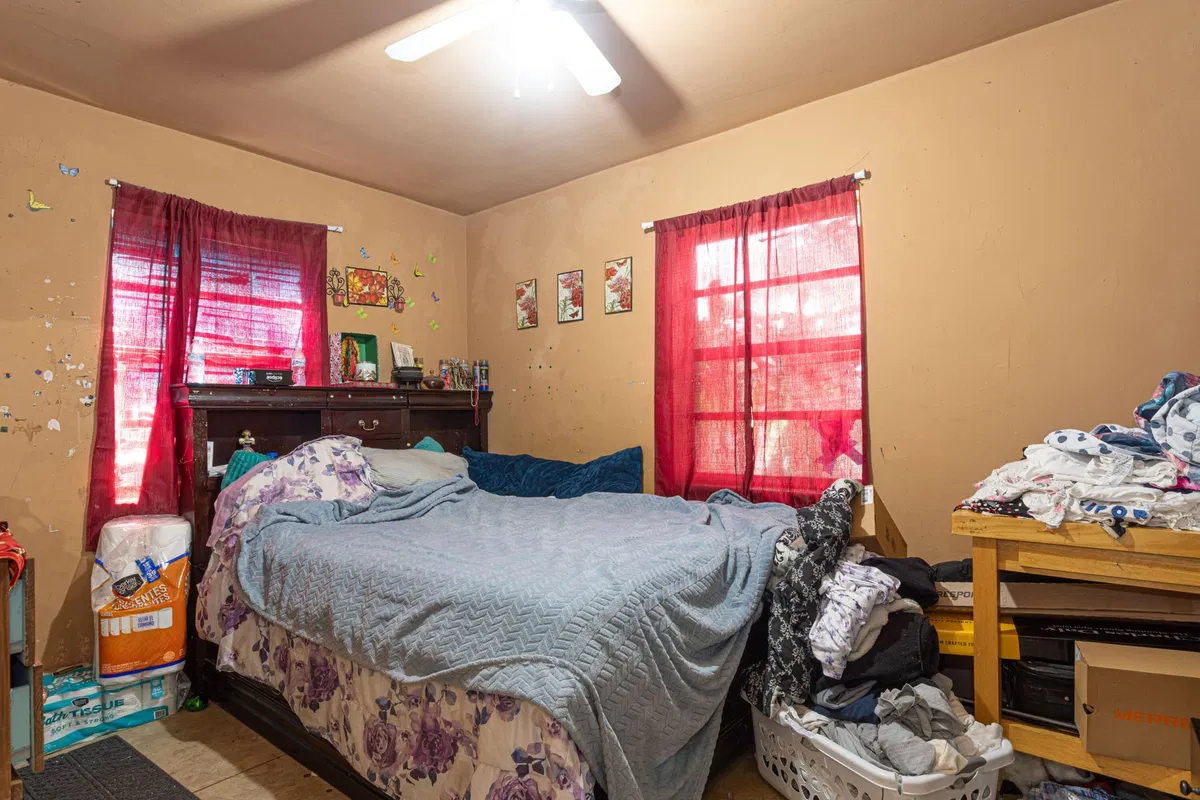 Residence photo 22