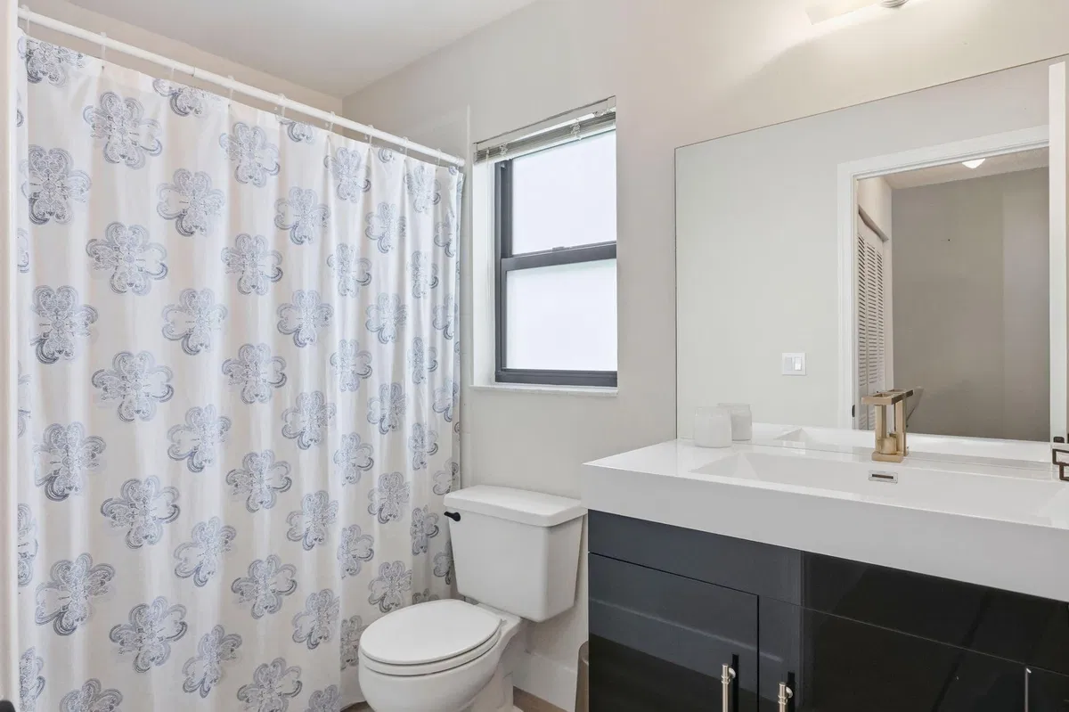 Residence photo 10