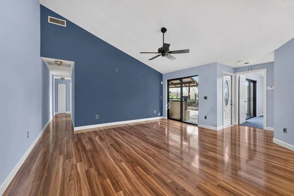 Residence photo 10