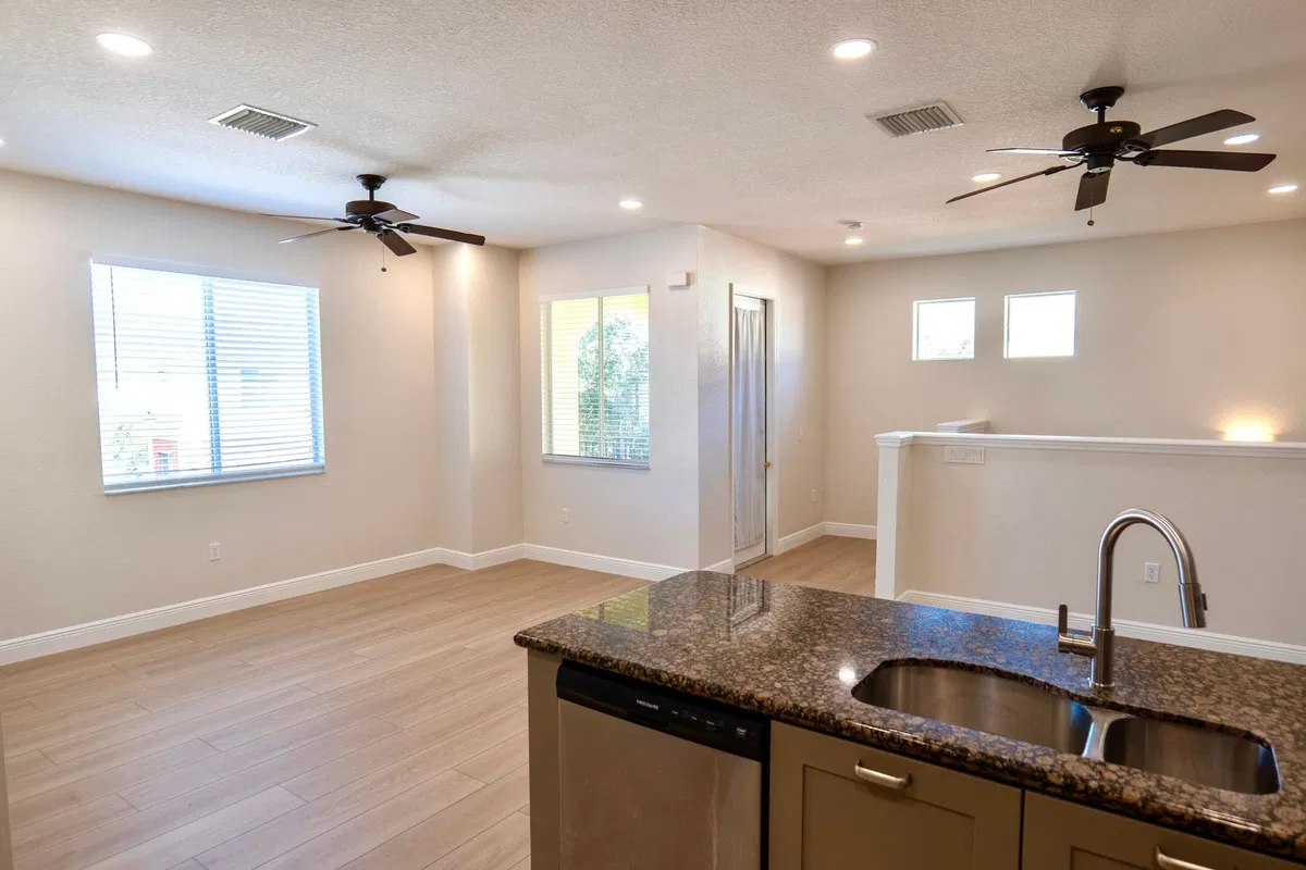  Unit 202 photo 7