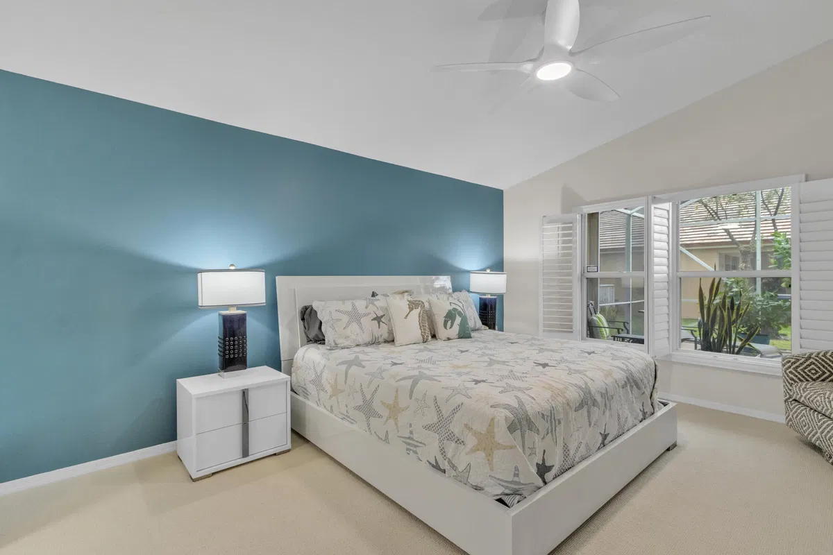 Residence photo 16