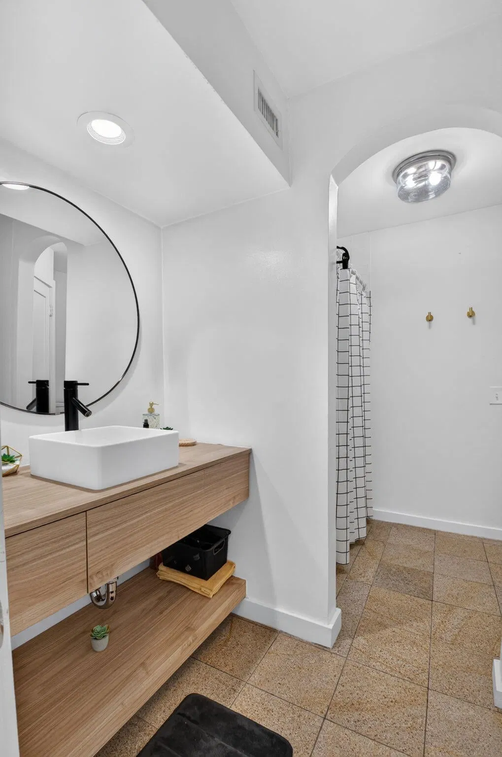 Residence photo 49