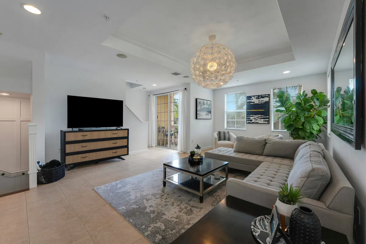 Residence photo 10