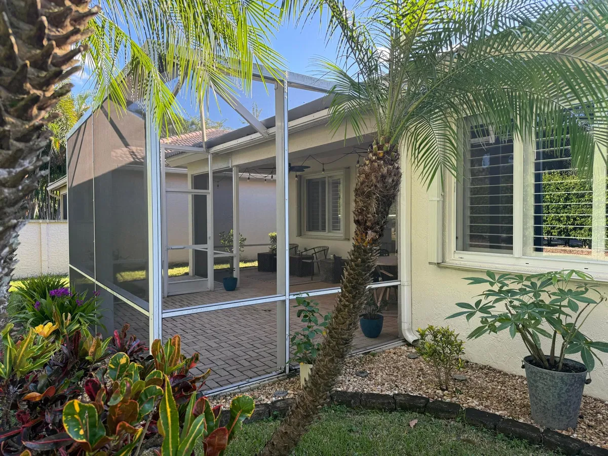  Residence photo 43