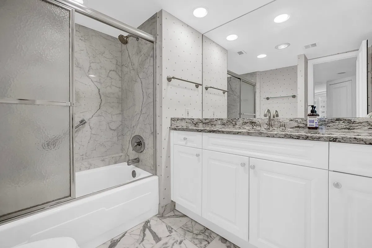550 S Ocean Boca Unit 602 photo 13