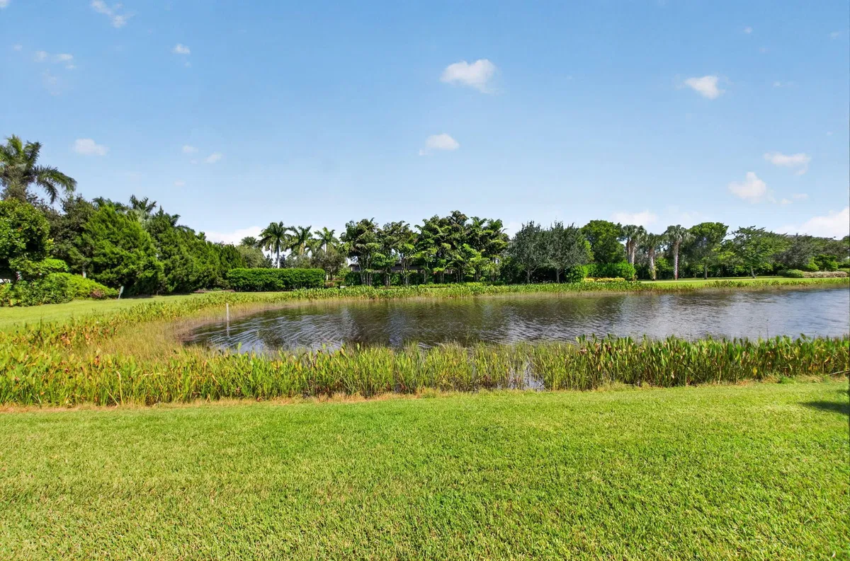  Residence photo 61