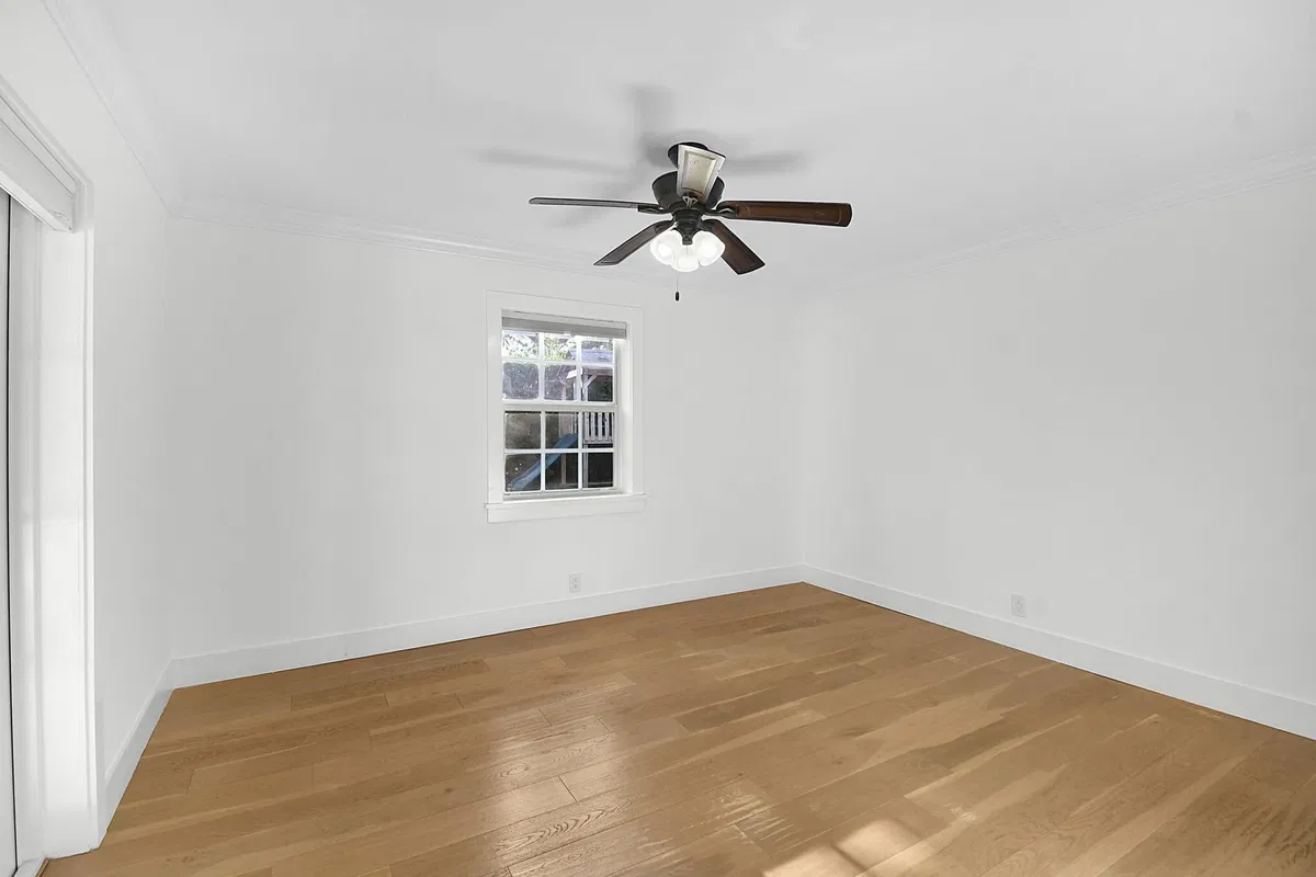  Residence photo 16