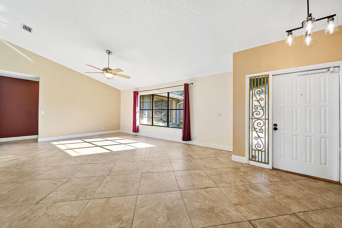 Residence photo 7