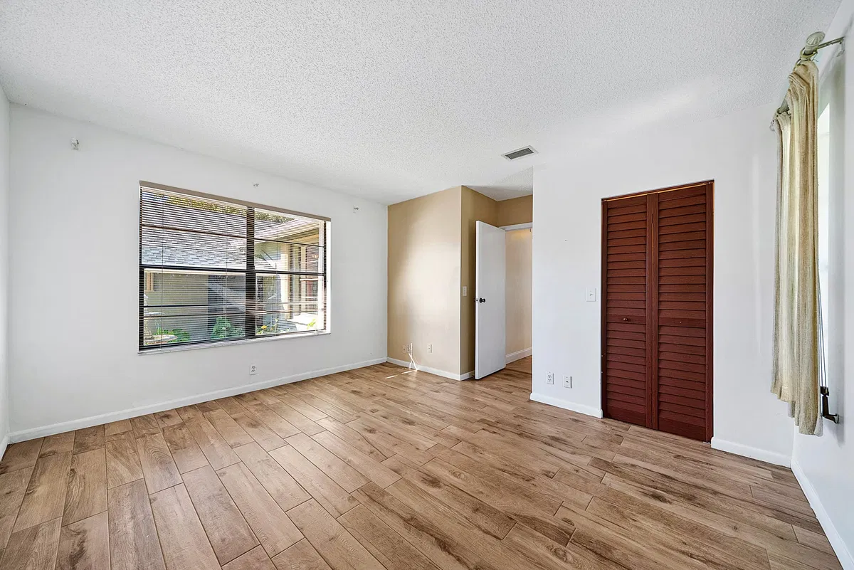 Residence photo 40