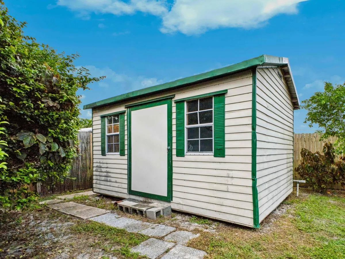 Residence photo 28