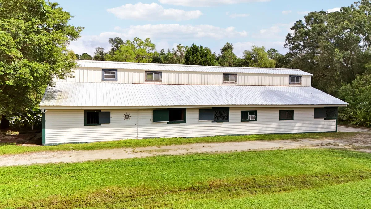 Residence photo 19