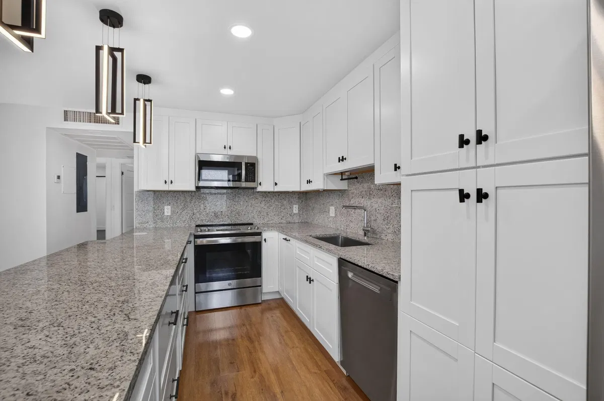 Residence photo 13