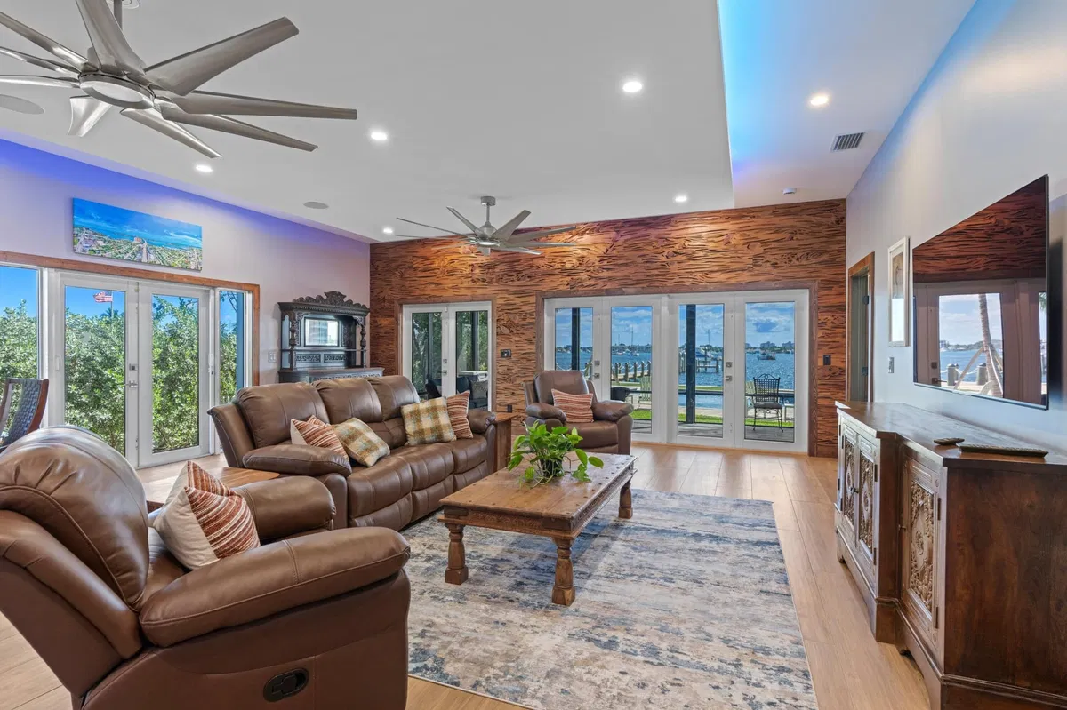 Residence photo 10