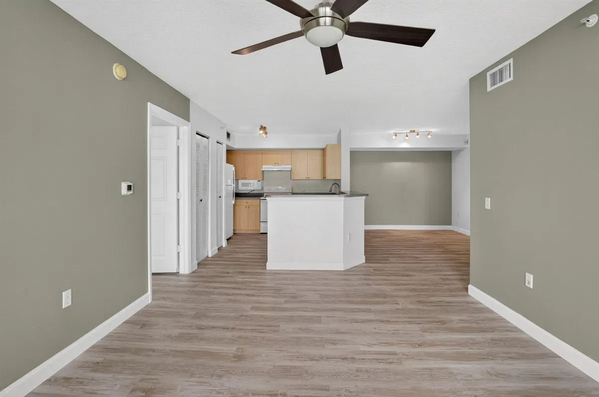  Unit 213 photo 13