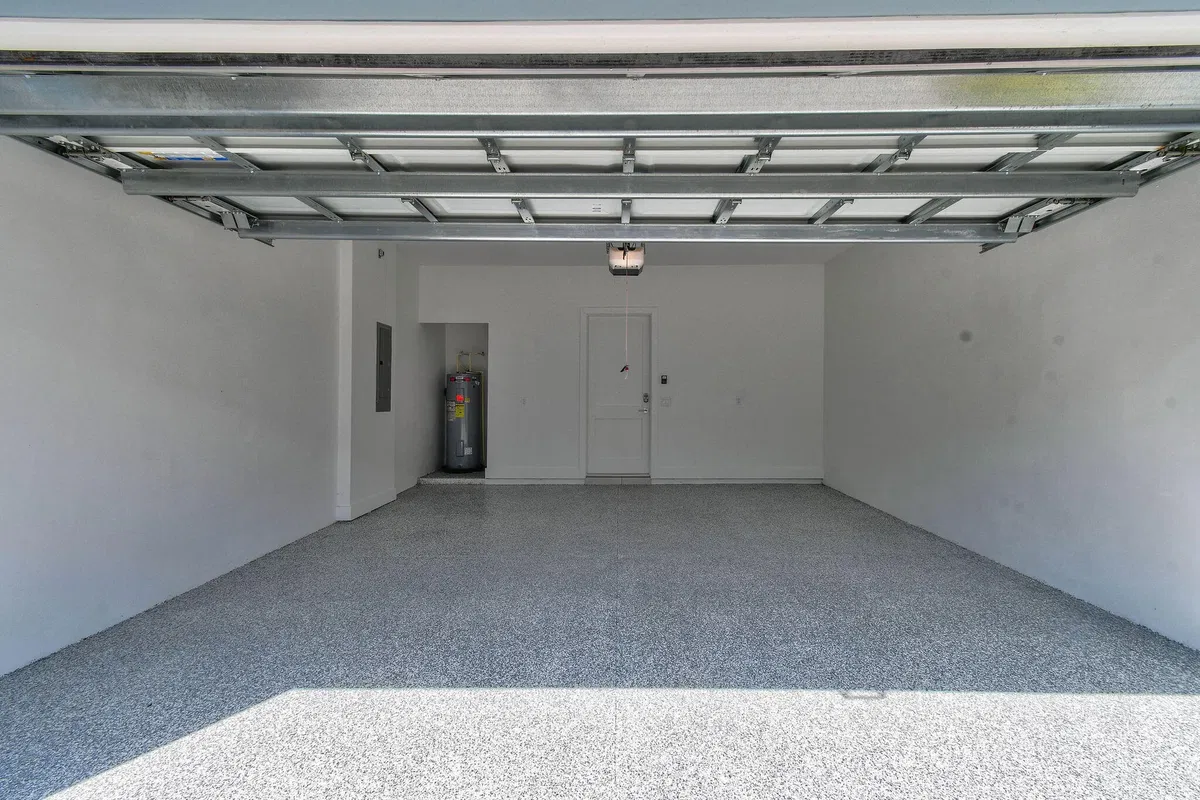 Residence photo 46