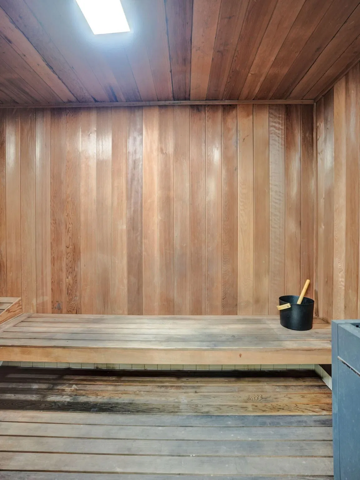  Unit 402 photo 37