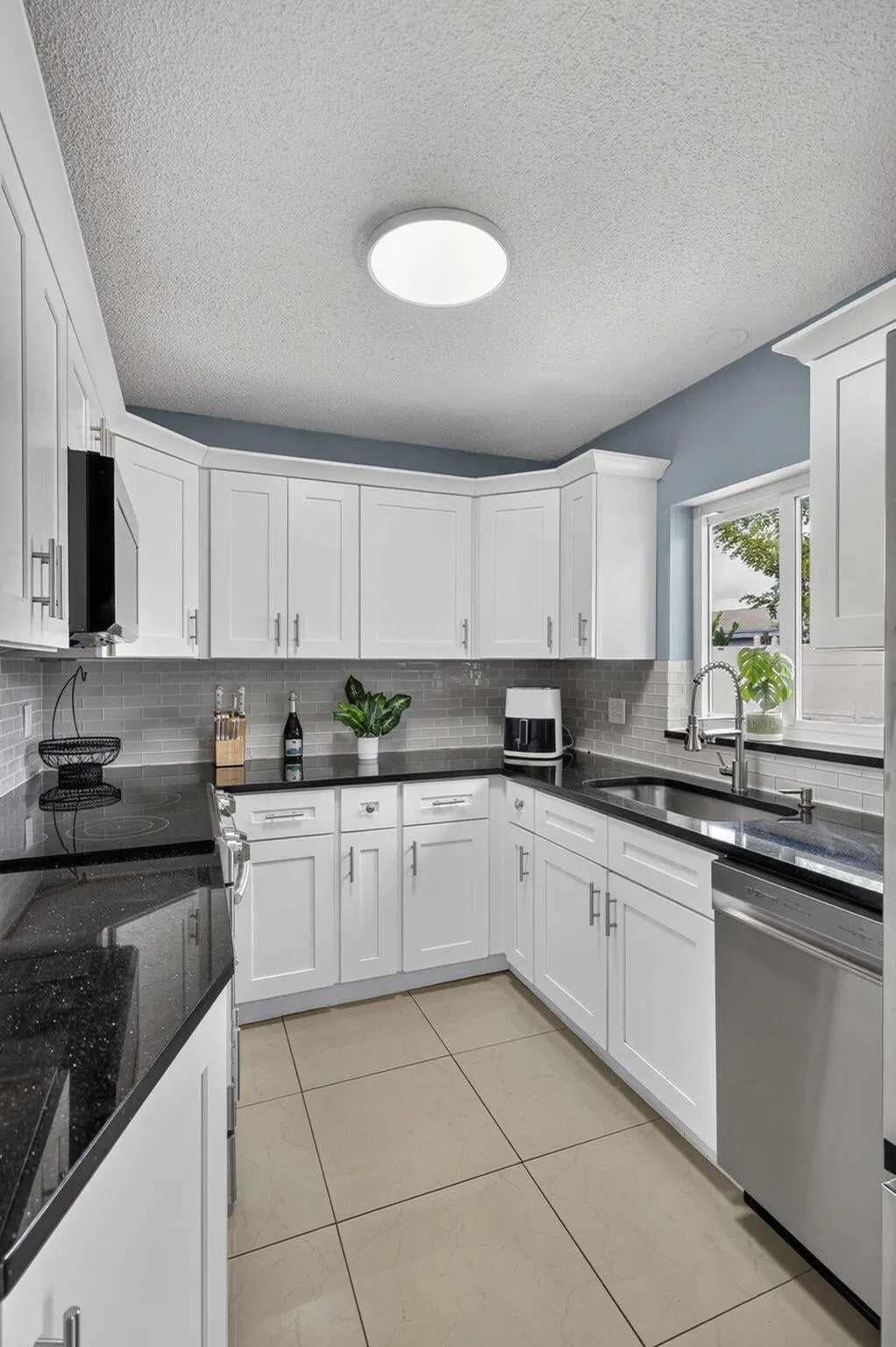 Residence photo 28