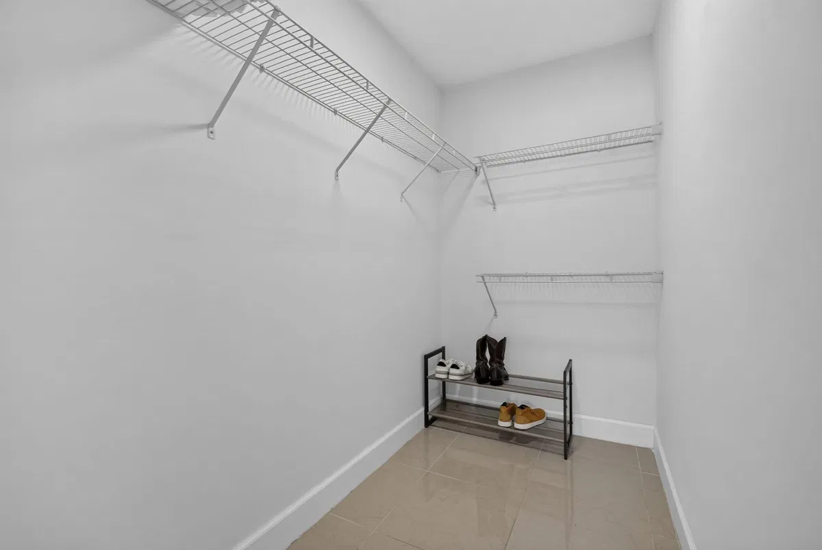 Residence photo 40