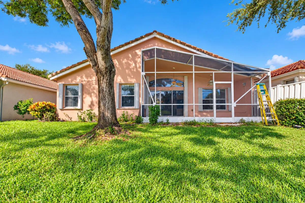 Residence photo 37