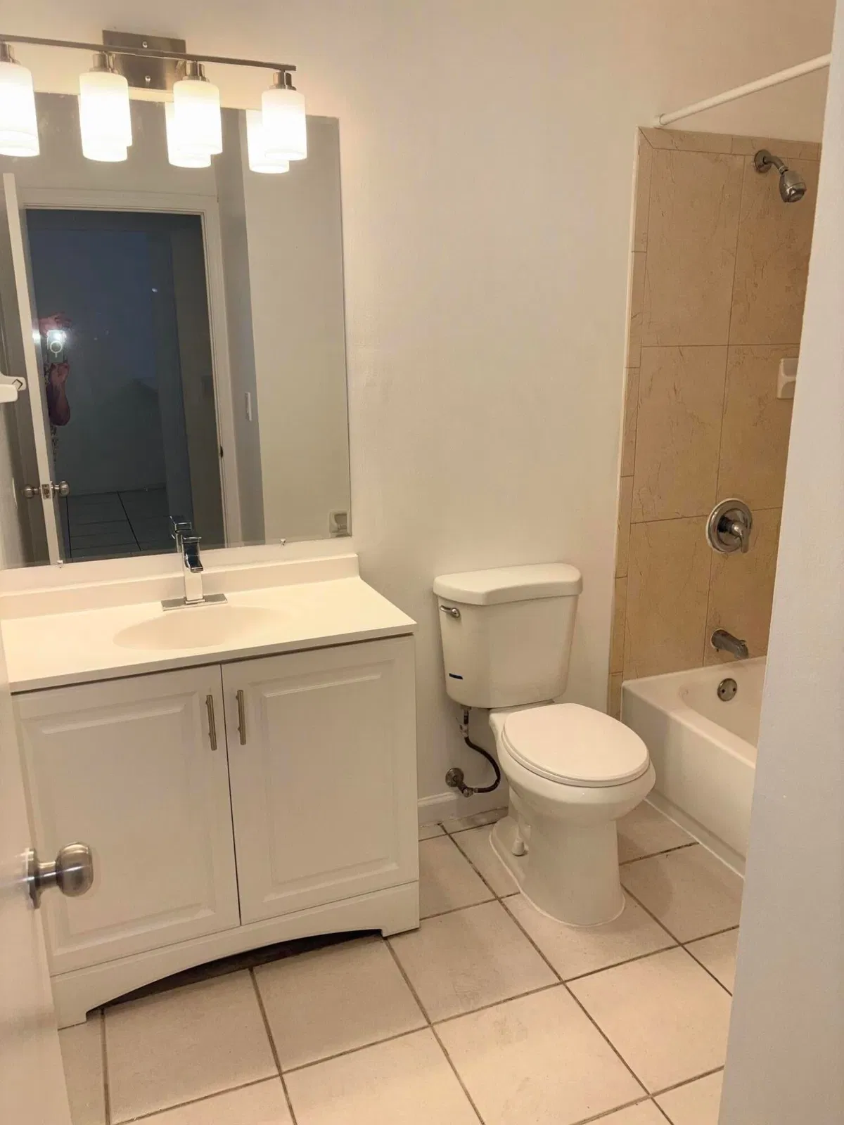 Residence photo 16