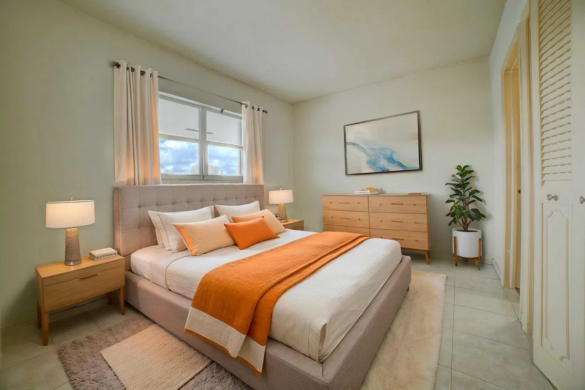  Unit 215 photo 10