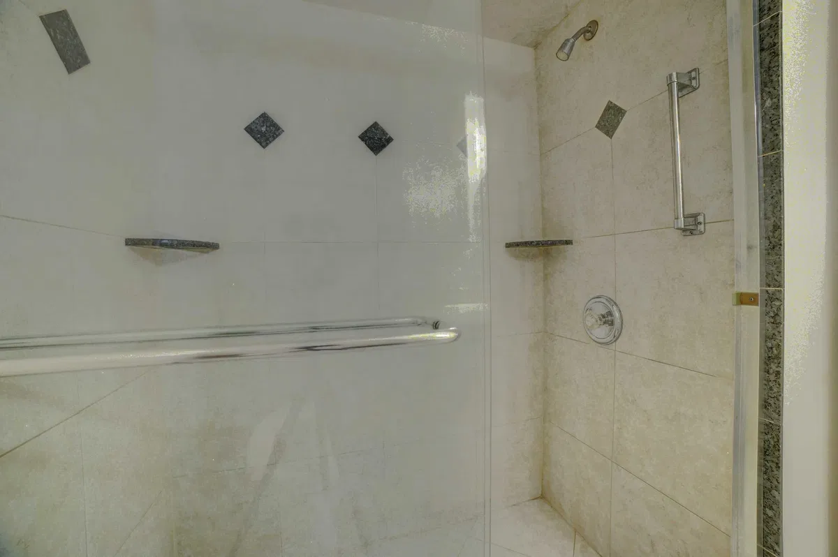  Unit 215 photo 13