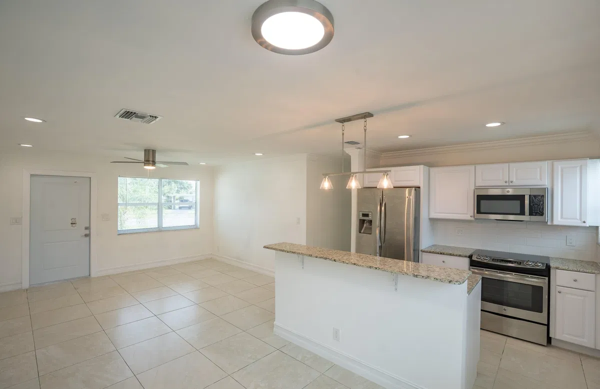 Residence photo 7
