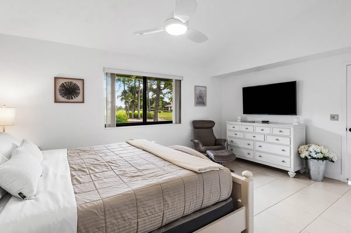 PGA National Palm Beach Gardens Residence photo 10
