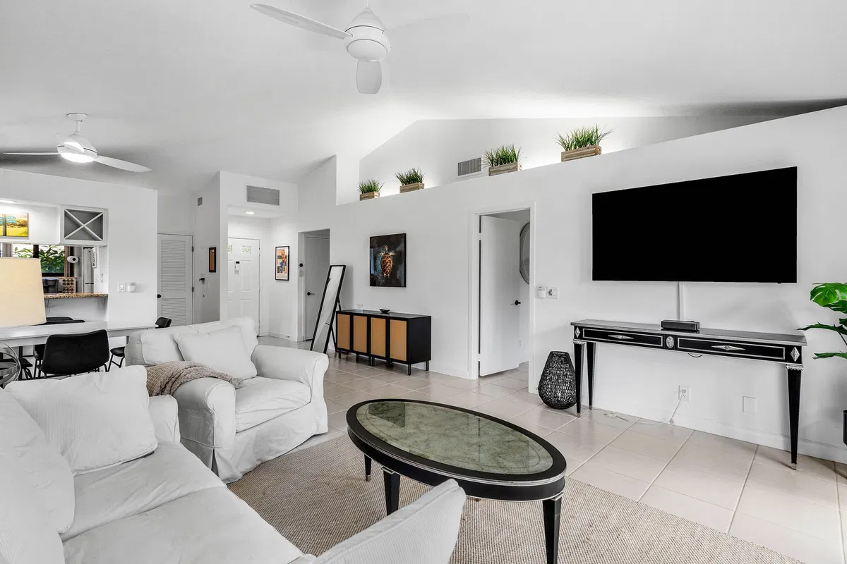 PGA National Palm Beach Gardens Residence photo 22