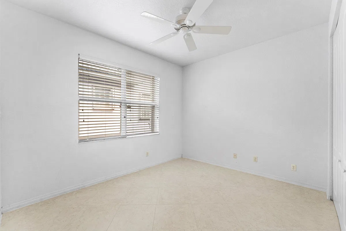  Residence photo 40