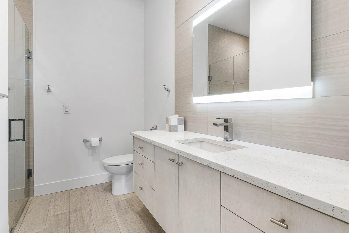 Residence photo 52