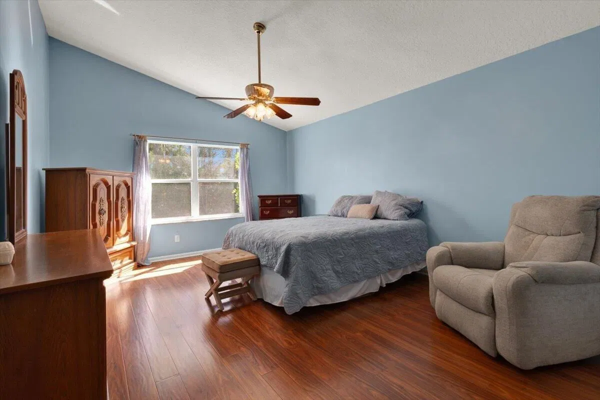 Residence photo 43