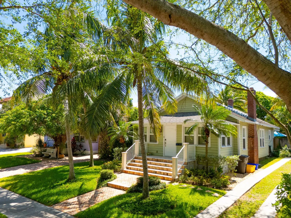 Residence photo 4