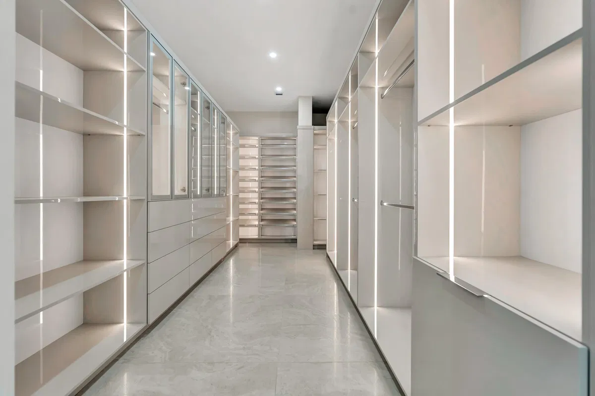 Residence photo 28