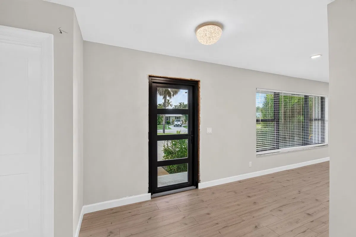  Residence photo 22