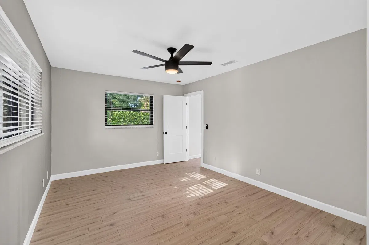  Residence photo 28