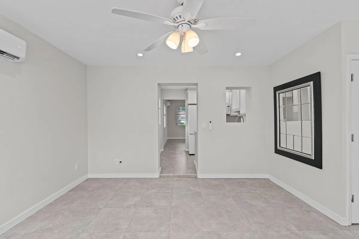 Residence photo 10