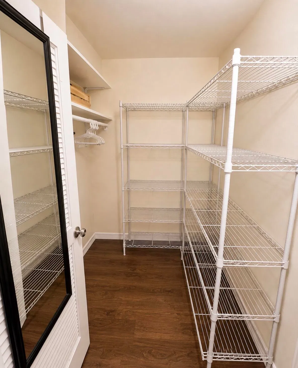 Unit 203 photo 10