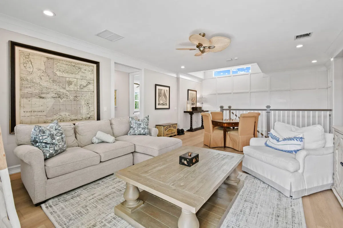 Residence photo 49
