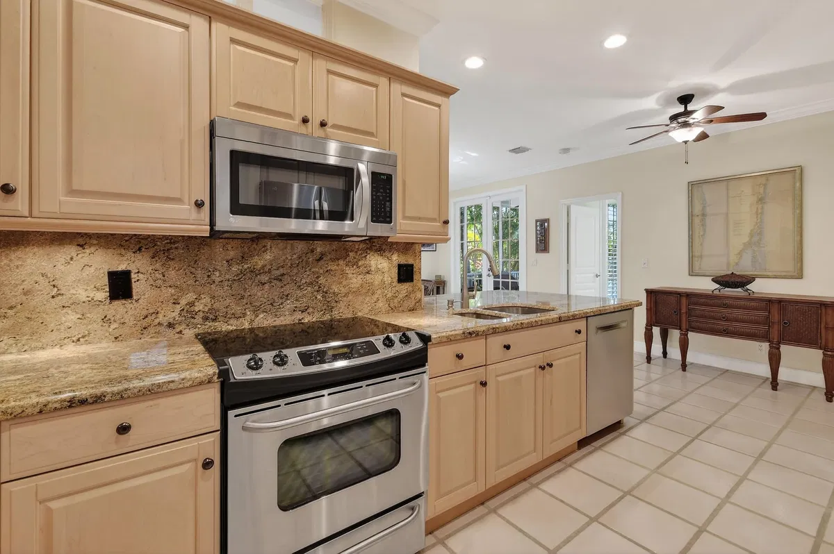 Jupiter Key Residence photo 10