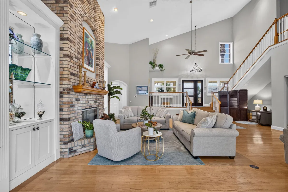 Residence photo 22