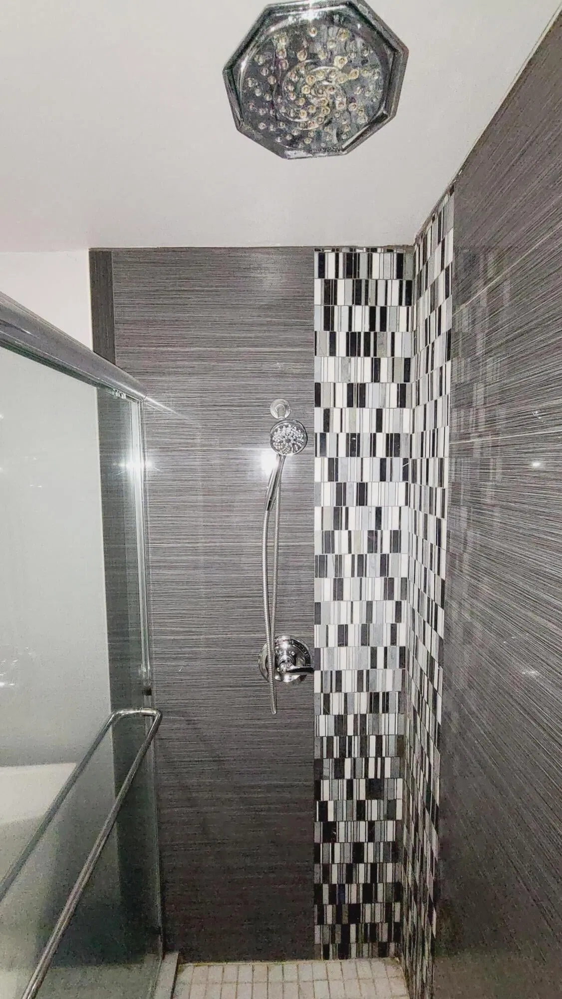 Unit C photo 10