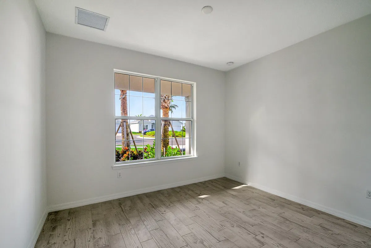  Residence photo 13